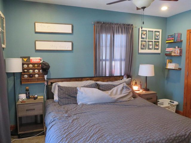 615 CHIPPEWA STREET, Merrill, WI 54452