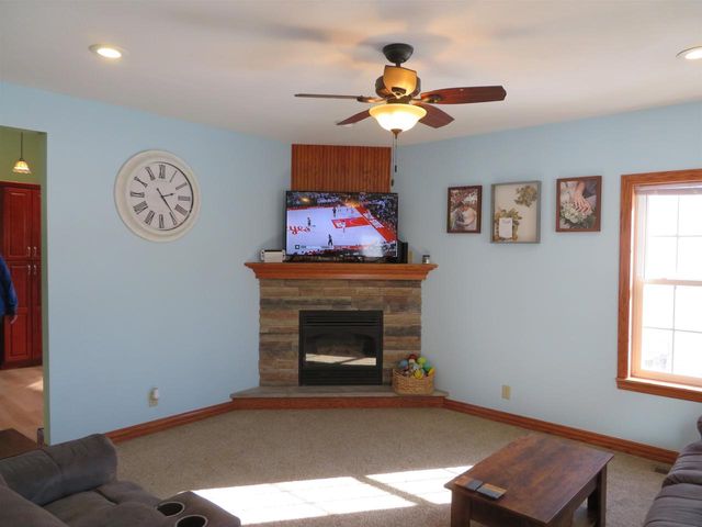 615 CHIPPEWA STREET, Merrill, WI 54452