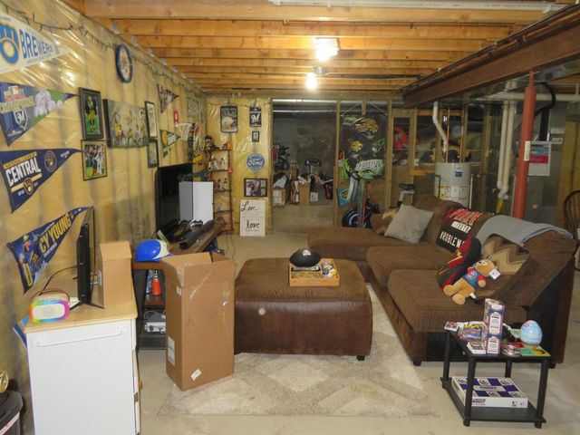 615 CHIPPEWA STREET, Merrill, WI 54452