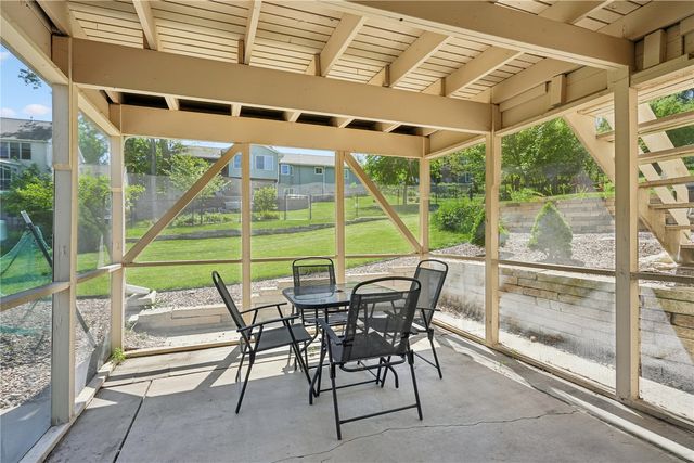 5201 Broadlawn Drive SE, Cedar Rapids, IA 52403