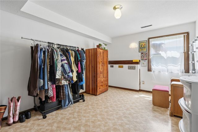 5201 Broadlawn Drive SE, Cedar Rapids, IA 52403