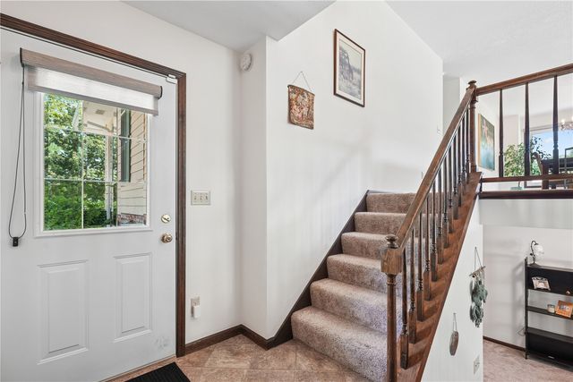5201 Broadlawn Drive SE, Cedar Rapids, IA 52403