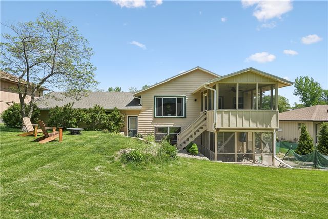 5201 Broadlawn Drive SE, Cedar Rapids, IA 52403