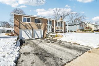 6826 Church Court, Woodridge, IL 60517