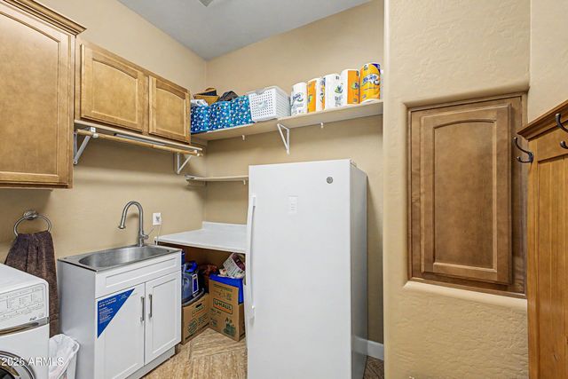 13348 W GLORIA Lane, Peoria, AZ 85383