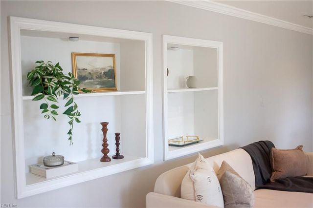 1221 River Oaks DR, Norfolk, VA 23502