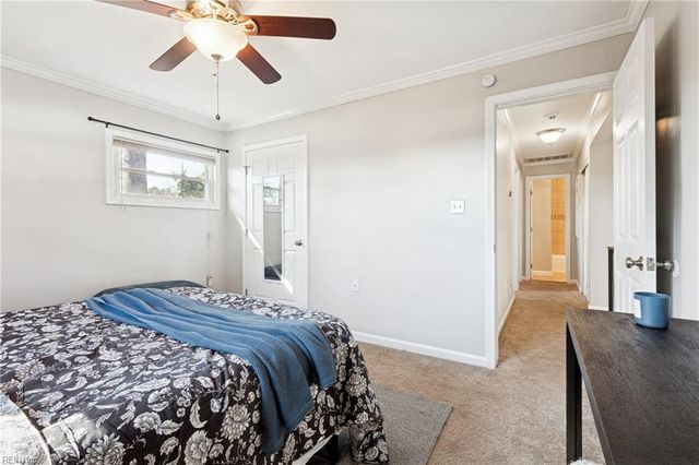 1221 River Oaks DR, Norfolk, VA 23502