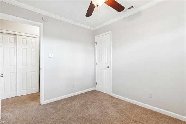 1221 River Oaks DR, Norfolk, VA 23502