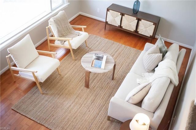 1221 River Oaks DR, Norfolk, VA 23502