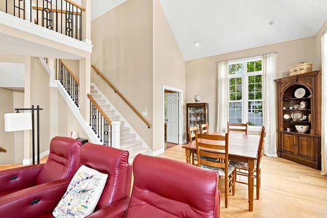 62 Settler Hill Circle, Madison, WI 53717