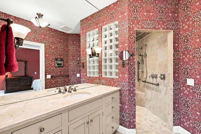 62 Settler Hill Circle, Madison, WI 53717