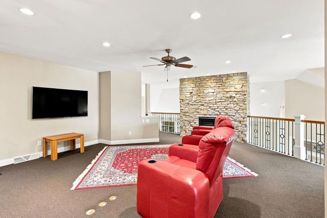 62 Settler Hill Circle, Madison, WI 53717