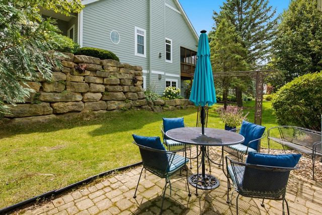 62 Settler Hill Circle, Madison, WI 53717