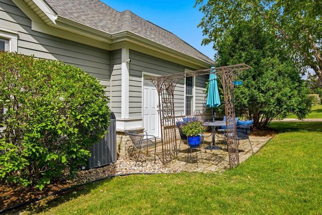 62 Settler Hill Circle, Madison, WI 53717