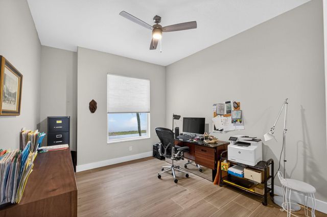 945 Bear Island Circle, West Palm Beach, FL 33409