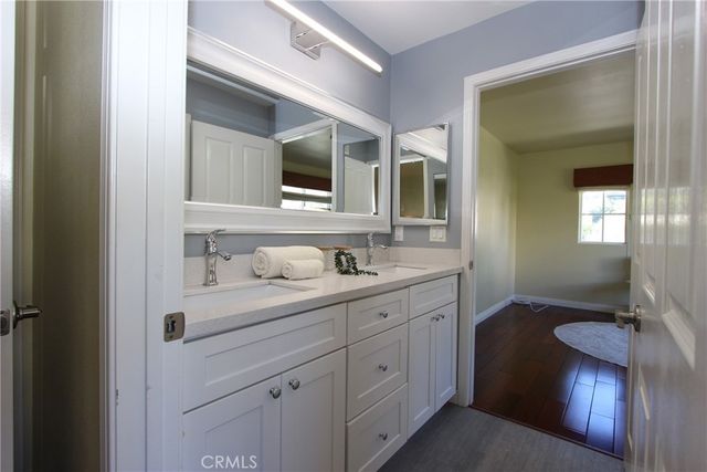 5928 Vista De La Luz, Woodland Hills, CA 91367