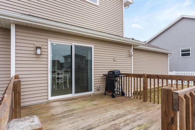 6010 Stoney Oak Lane, Madison, WI 53718