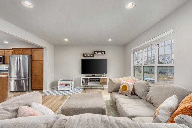 6010 Stoney Oak Lane, Madison, WI 53718