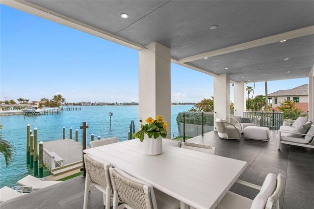 1801 PASS A GRILLE WAY, St Pete Beach, FL 33706