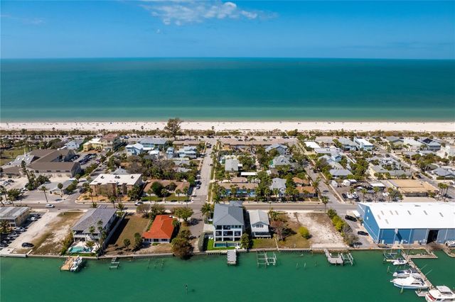 1801 PASS A GRILLE WAY, St Pete Beach, FL 33706