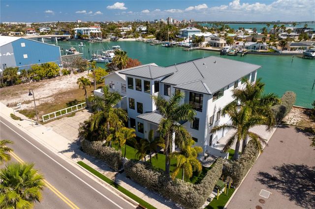 1801 PASS A GRILLE WAY, St Pete Beach, FL 33706
