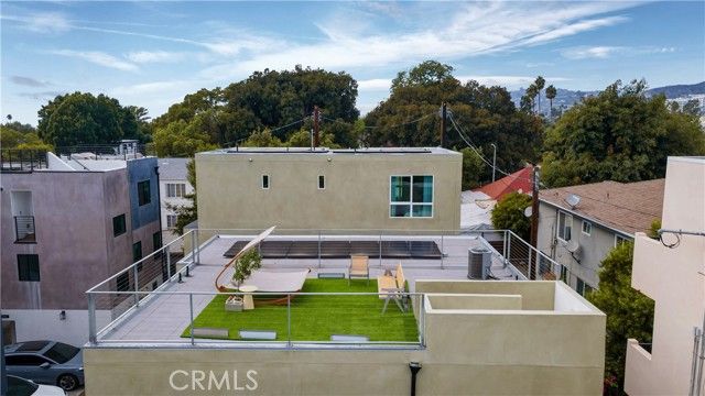 1351 Seward, Los Angeles, CA 90028