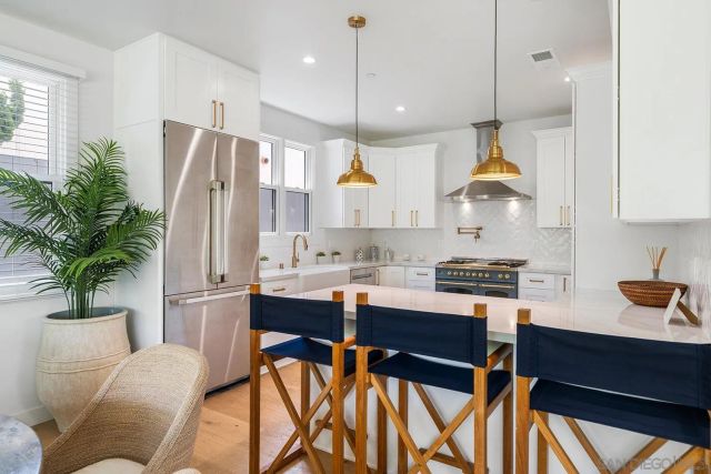 924 D Avenue, Coronado, CA 92118