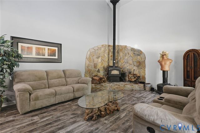 10517 Genito Ln, Chesterfield, VA 23832