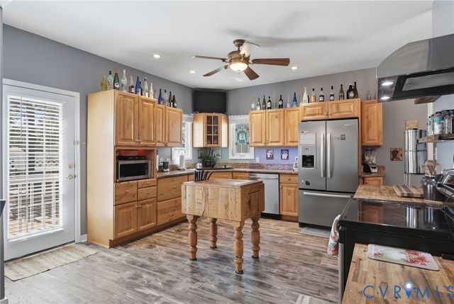 10517 Genito Ln, Chesterfield, VA 23832