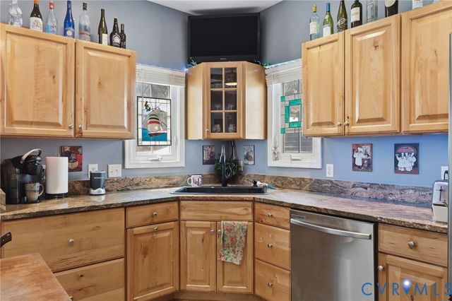 10517 Genito Ln, Chesterfield, VA 23832