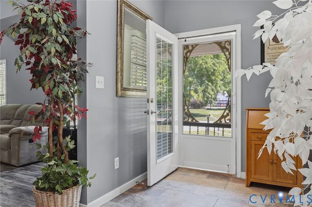 10517 Genito Ln, Chesterfield, VA 23832