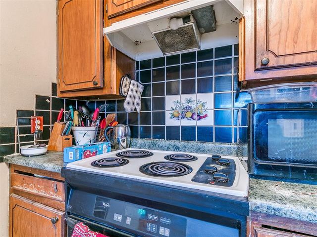 1426 W Watts Street, El Reno, OK 73036