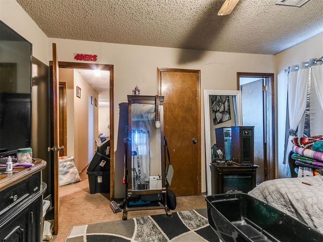 1426 W Watts Street, El Reno, OK 73036