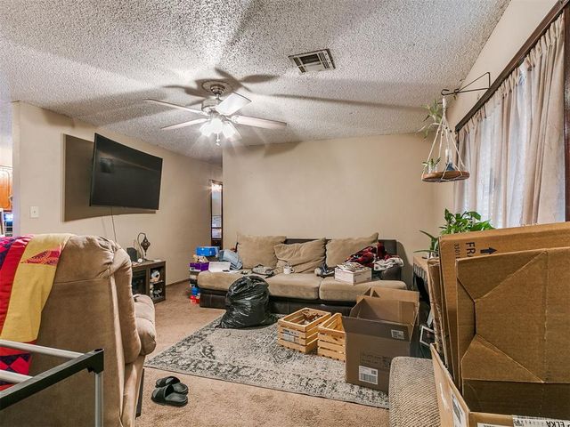 1426 W Watts Street, El Reno, OK 73036