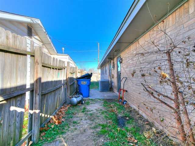 1426 W Watts Street, El Reno, OK 73036