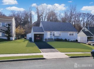 159 Washington Avenue, Old Bridge, NJ 08879