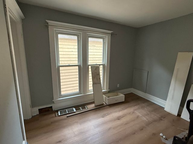 3788 Burns Avenue, Detroit, MI 48214