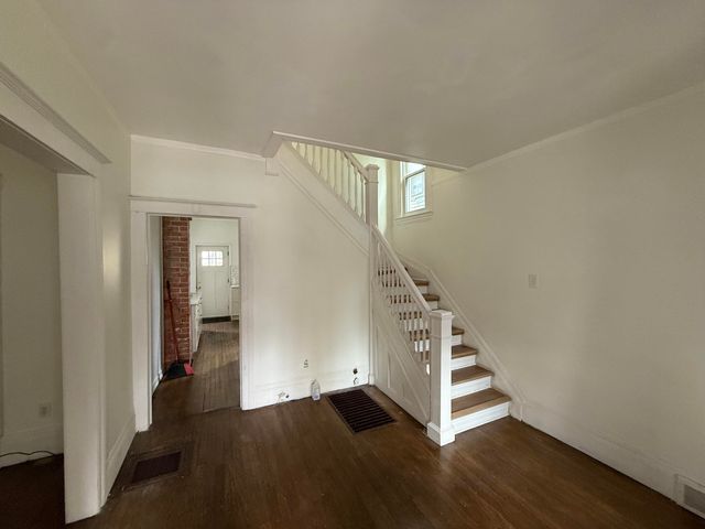 3788 Burns Avenue, Detroit, MI 48214