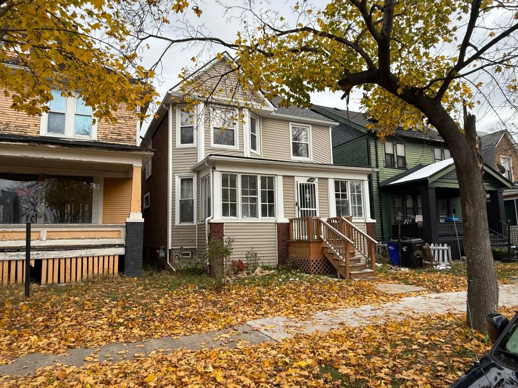 3788 Burns Avenue, Detroit, MI 48214