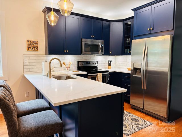 14 Constitution Court, Asheville, NC 28805