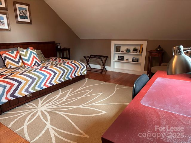 14 Constitution Court, Asheville, NC 28805