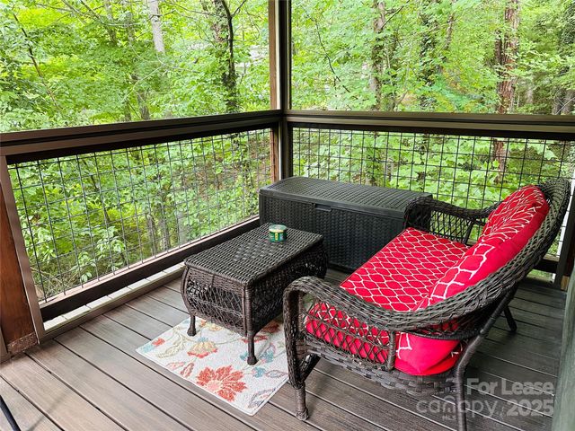 14 Constitution Court, Asheville, NC 28805