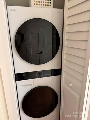 14 Constitution Court, Asheville, NC 28805