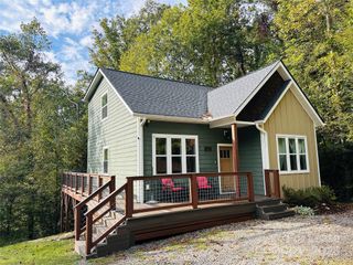 14 Constitution Court, Asheville, NC 28805