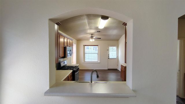 2611 Turtle River DR, Leander, TX 78641