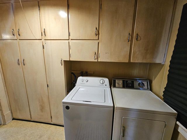 208 S WALKER STREET, Wautoma, WI 54982