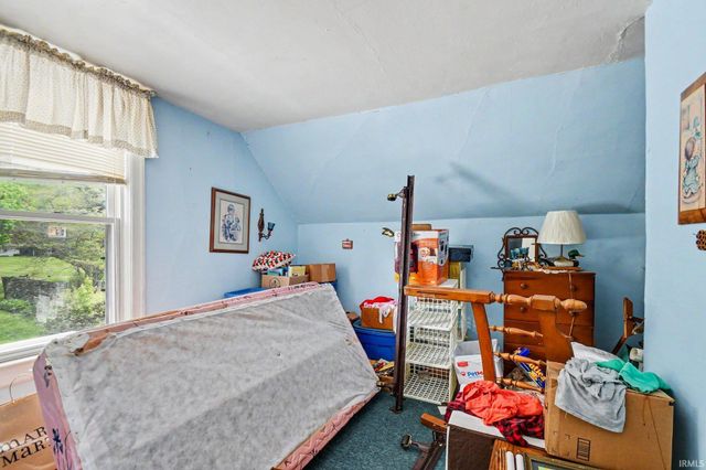 1200 N Huntington Street, Syracuse, IN 46567