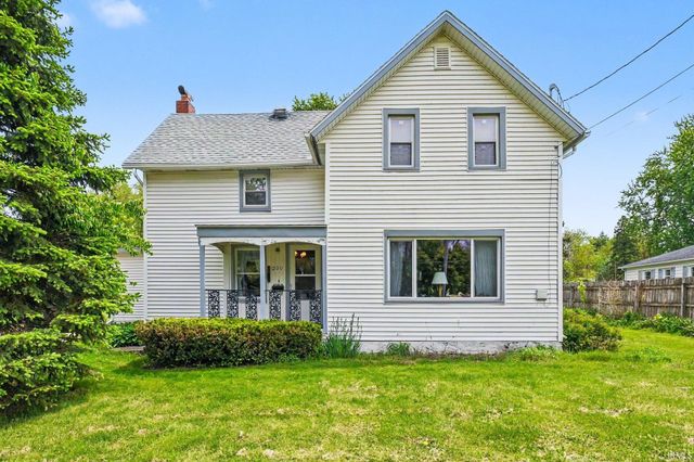 1200 N Huntington Street, Syracuse, IN 46567