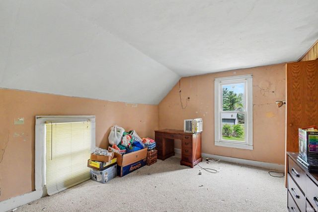 1200 N Huntington Street, Syracuse, IN 46567