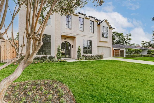 6911 Hartland Avenue, Houston, TX 77055